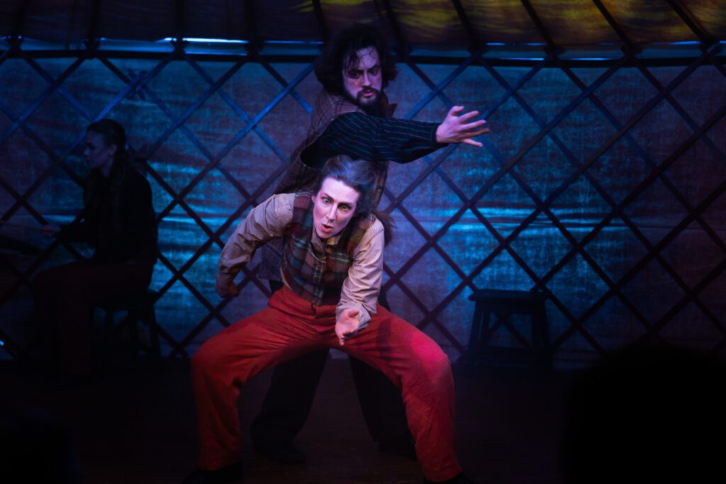 Hanna Kulle och Niklas Ejnar i När djuren kunde tala.