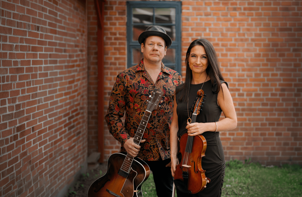 Västanå Sessions Magnus Stinnerbom, kompositör, och Sophia Stinnerbom orkesterchef.